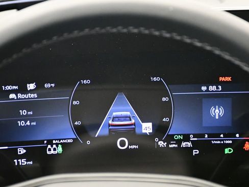 Used 2025 Audi Q5 Premium w/ Convenience Package image 24