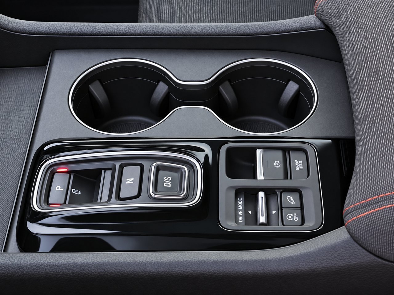 Used 2025 Honda Pilot Sport image 17