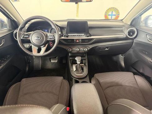 Used 2021 Kia Forte LXS FWD image 7
