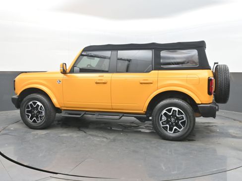 Used 2022 Ford Bronco Outer Banks image 7