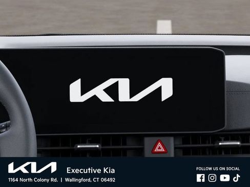 New 2026 Kia Carnival EX FWD image 20