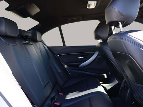 Used 2017 BMW 330i xDrive Sedan image 32