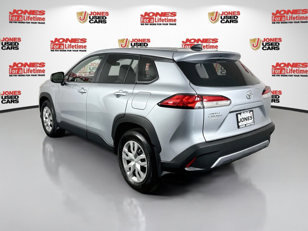 Certified 2025 Toyota Corolla Cross L FWD image 2