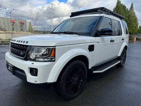 Used 2016 Land Rover LR4 HSE Silver Edition image 4