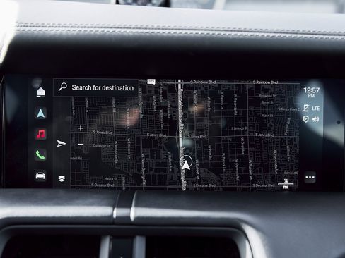 Used 2021 Porsche Taycan 4S image 67