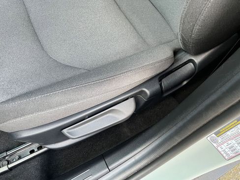 Used 2025 Kia K4 LXS image 24