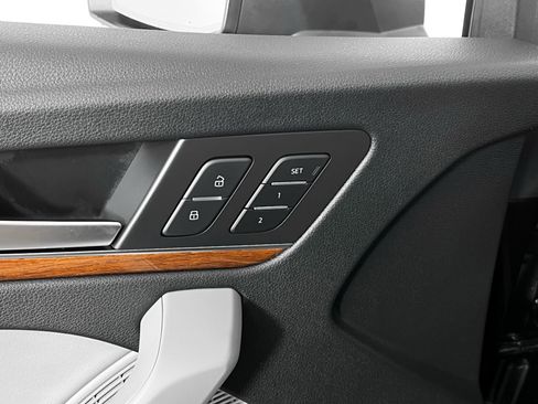 Certified 2022 Audi Q5 2.0T Premium Plus w/ Premium Plus Package image 22