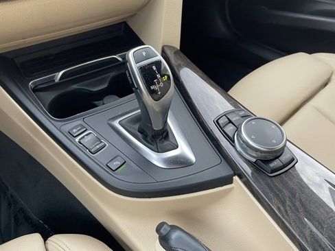 Used 2017 BMW 330i xDrive Sedan image 19