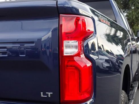 Used 2021 Chevrolet Silverado 1500 LT Trail Boss image 11