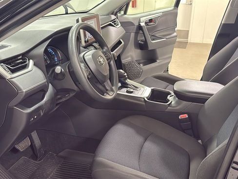 Certified 2025 Toyota RAV4 LE image 12