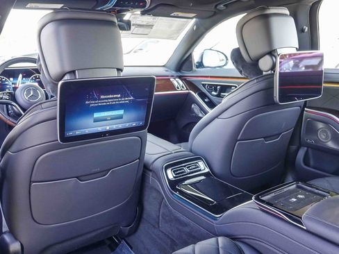 New 2026 Mercedes-Benz S 580 4MATIC Sedan image 18