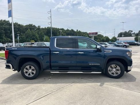 Used 2022 GMC Sierra 1500 SLT AWD/4WD image 9