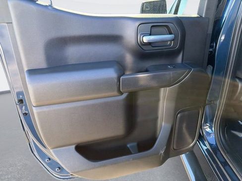 Used 2022 Chevrolet Silverado 1500 Custom image 13