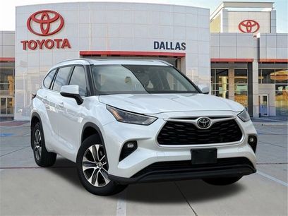 Used 2023 Toyota Highlander XLE
