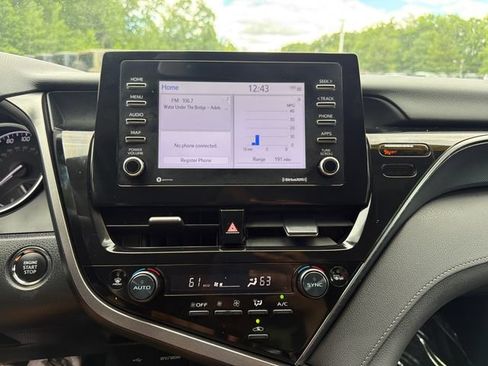 Used 2024 Toyota Camry LE w/ Convenience Package FWD image 31