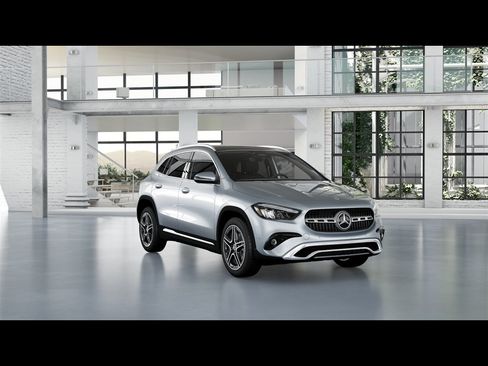 Certified 2026 Mercedes-Benz GLA 250 4MATIC image 5