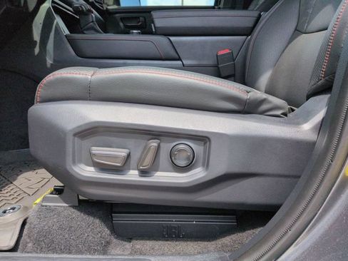 Used 2025 Toyota Tundra TRD Pro AWD/4WD image 24