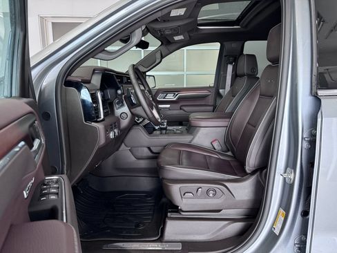 Certified 2025 GMC Sierra 1500 Denali w/ Denali Reserve Package AWD/4WD image 13