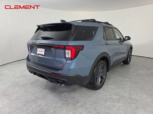 New 2026 Ford Explorer ST w/ Sun And Sound Package image 6
