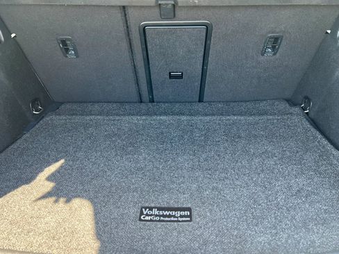 Used 2018 Volkswagen Golf SE FWD image 22
