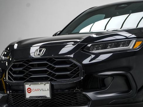 Used 2023 Honda HR-V Sport image 2