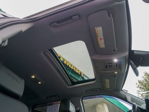 Used 2018 GMC Sierra 3500 Denali w/ Duramax Plus Package image 33