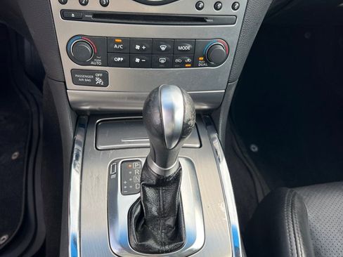 Used 2012 INFINITI G37 x w/ Premium Pkg image 32