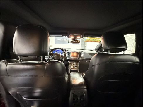 Used 2016 Chrysler 200 S w/ Navigation & Sound Group I image 16