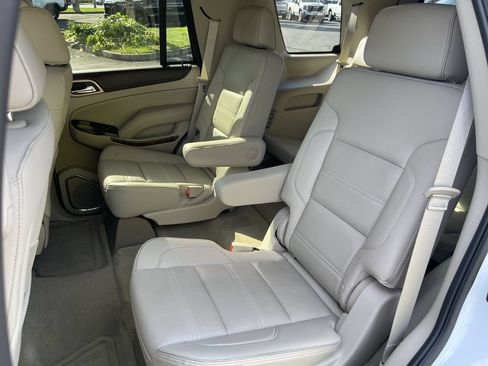 Used 2016 GMC Yukon Denali w/ Enhanced Security Package AWD/4WD image 26