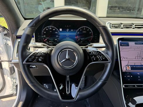 Used 2023 Mercedes-Benz S 580 4MATIC Sedan image 32