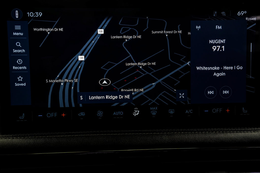 Used 2023 Lincoln Corsair Grand Touring AWD/4WD image 30