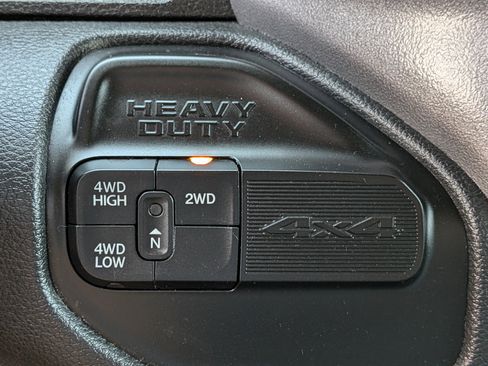 Used 2022 RAM 2500 Big Horn w/ Cold Weather Group AWD/4WD image 29