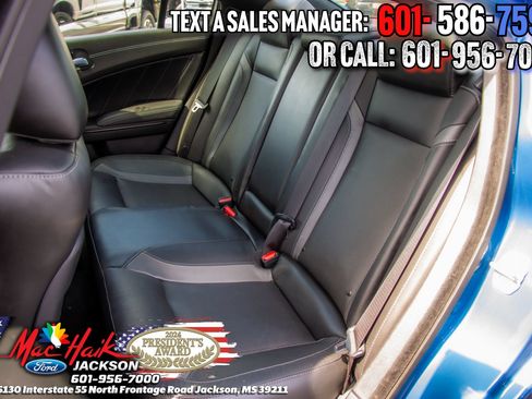 Used 2022 Dodge Charger SXT w/ Plus Group RWD image 10