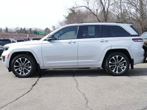 Used 2023 Jeep Grand Cherokee Overland w/ MOPAR Finishing Package image 3