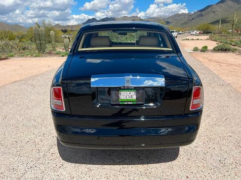 Used 2004 Rolls-Royce Phantom Sedan RWD image 29