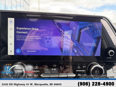 Used 2026 Toyota Highlander Platinum image 22