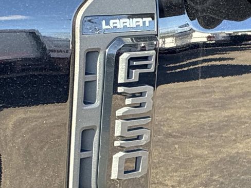 Used 2023 Ford F350 Lariat w/ Sport Appearance Package image 18