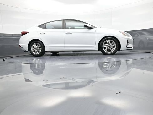 Used 2019 Hyundai Elantra SEL FWD image 28