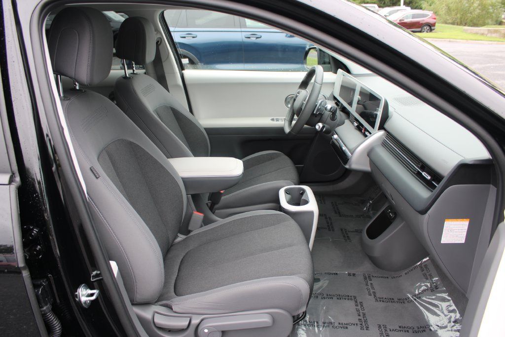 Used 2024 Hyundai Ioniq 5 SEL AWD/4WD image 13