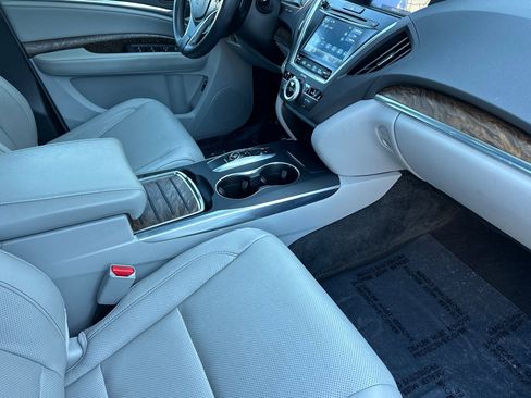 Used 2020 Acura MDX w/ Technology Package image 19