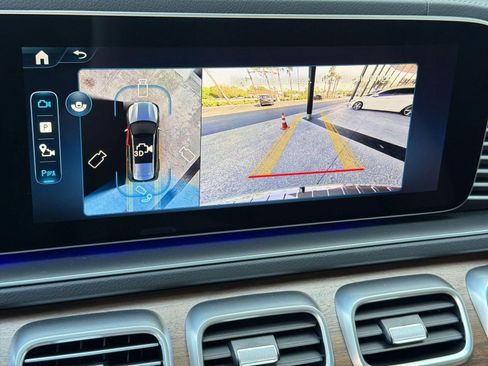 New 2026 Mercedes-Benz GLS 450 4MATIC image 26