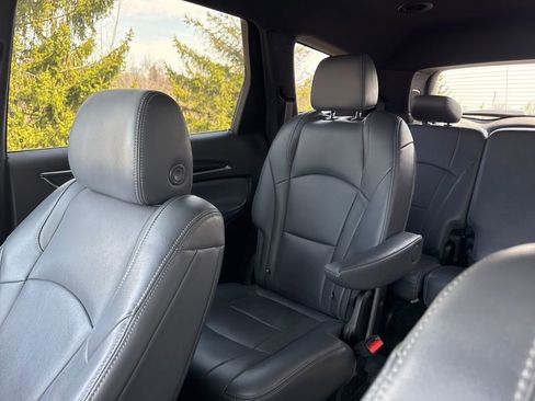 Used 2022 Buick Enclave Premium image 26