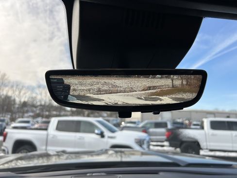 Used 2024 GMC Sierra 2500 Denali Ultimate image 8