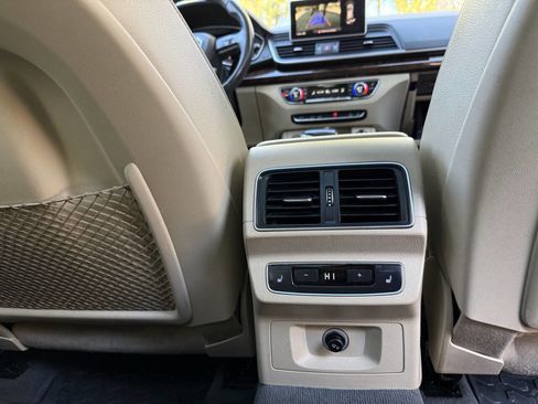 Used 2018 Audi Q5 2.0T Premium Plus w/ Premium Plus Package image 25