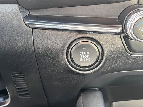 Used 2021 MAZDA MAZDA3 s image 10