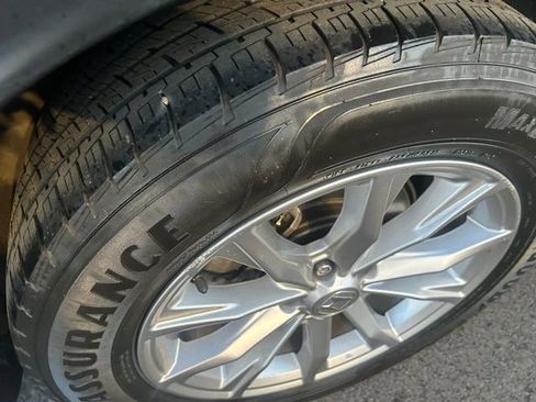 Used 2024 Honda CR-V EX-L image 10