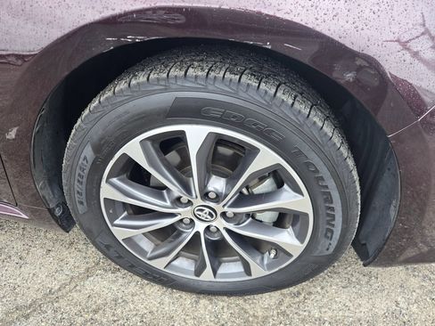 Used 2016 Toyota Avalon XLE Premium image 29