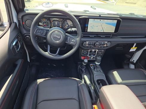 New 2026 Jeep Wrangler Unlimited Rubicon AWD/4WD image 18