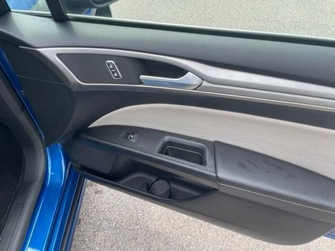 Used 2018 Ford Fusion S FWD image 46
