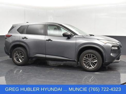 Used 2023 Nissan Rogue S AWD/4WD image 2